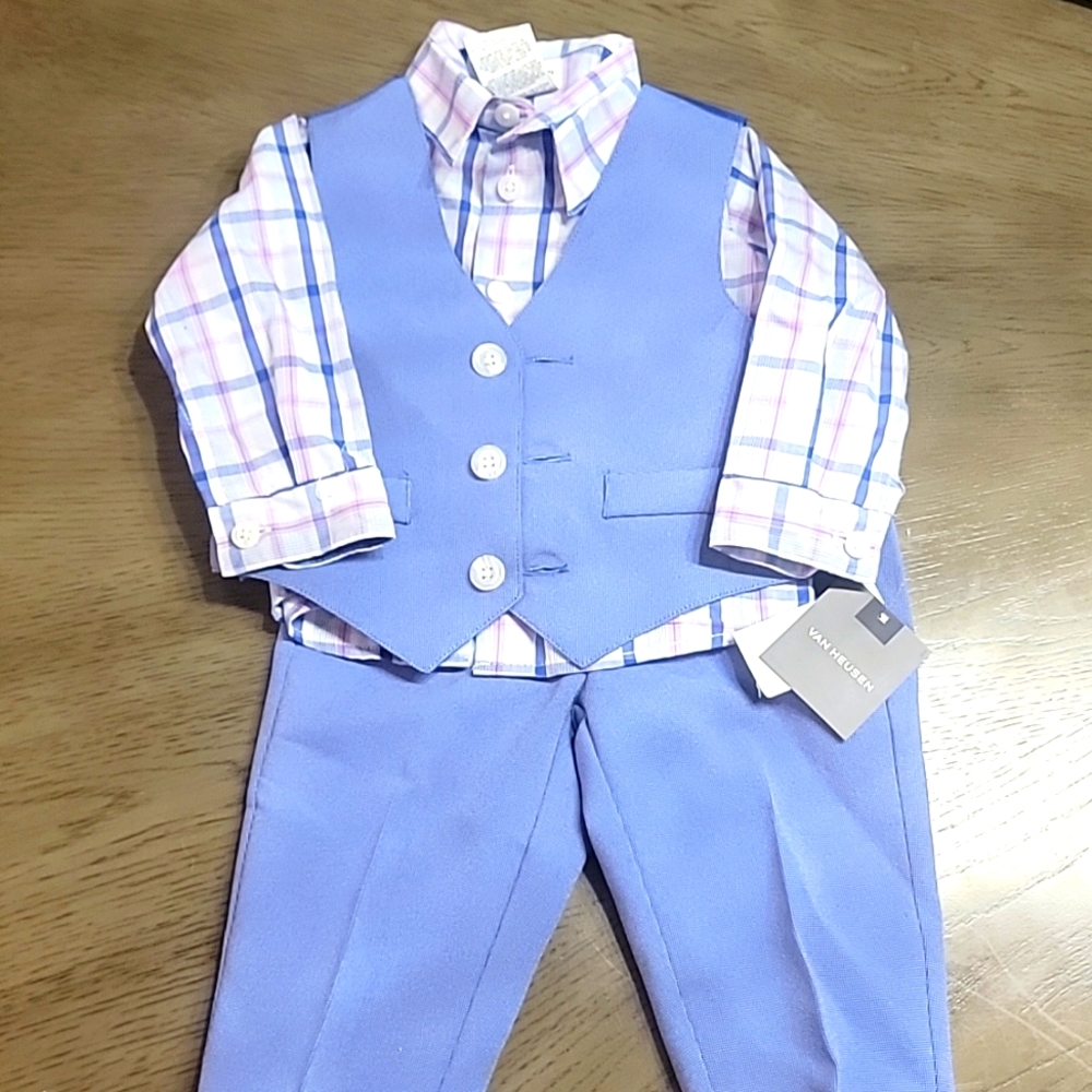 Van Heusen infant suit